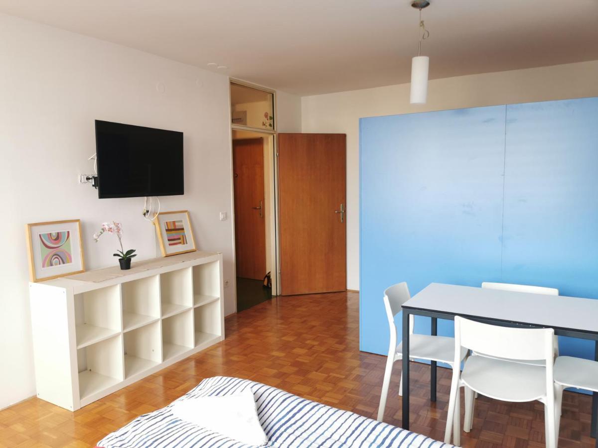 Dunajska Apartment Любляна Екстериор снимка